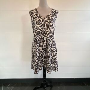 Nicole Miller V-Neck Black and White Floral A-Line Mini Dress Sz XL NWOT/002